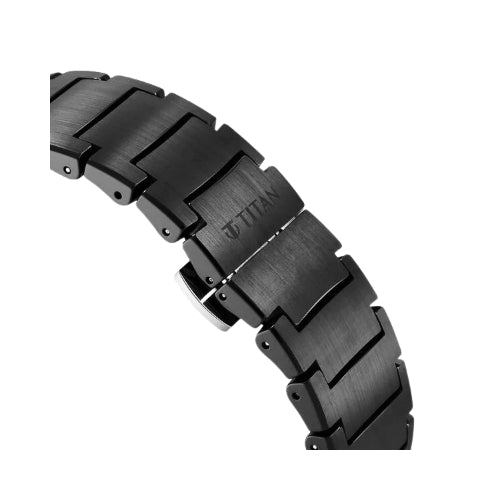 TITAN Analog Wrist Watch – Model 10055NC01