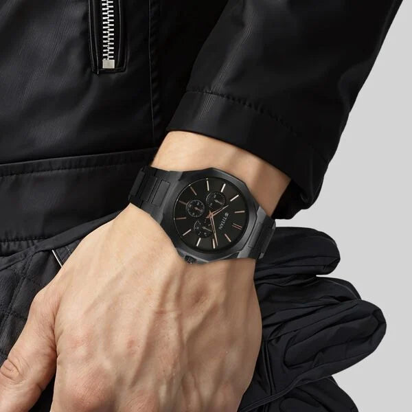 TITAN Analog Wrist Watch – Model 90198NM01