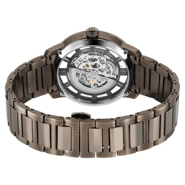 TITAN Analog Wrist Watch – Model 90220QM01