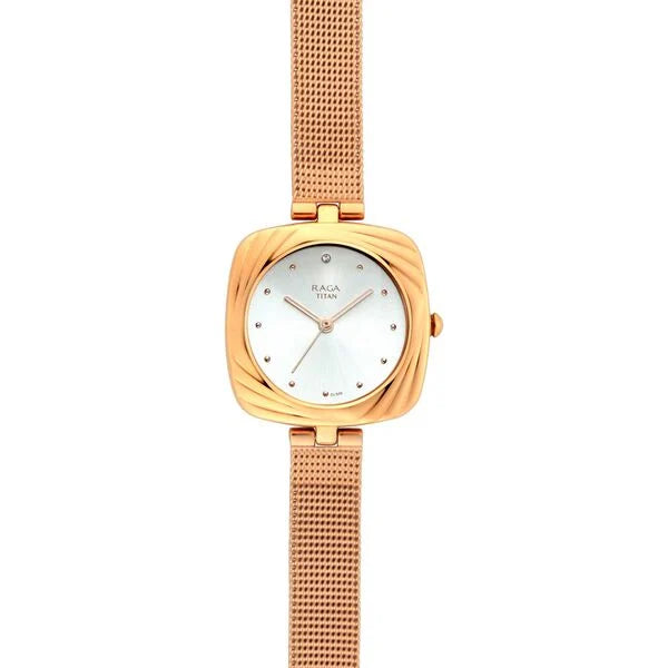 TITAN Analog Wrist Watch – Model 95139KM01