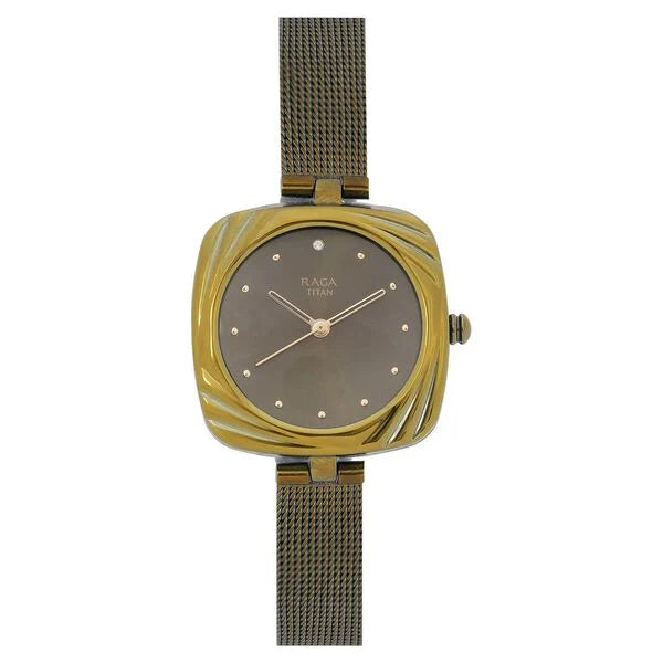 TITAN Analog Wrist Watch – Model 95139QM01