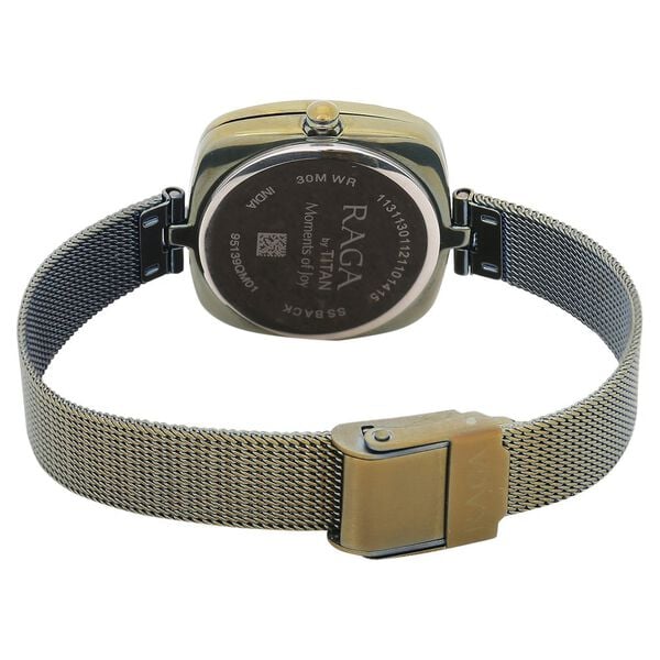 TITAN Analog Wrist Watch – Model 95139QM01