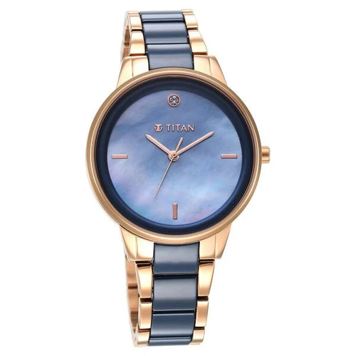 TITAN Analog Wrist Watch – Model 95213KD03