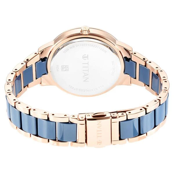 TITAN Analog Wrist Watch – Model 95213KD03