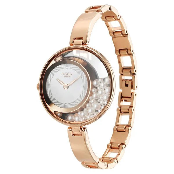 TITAN Analog Wrist Watch – Model 95224WM01
