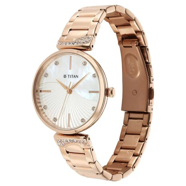 TITAN Analog Wrist Watch – Model 95237WM01
