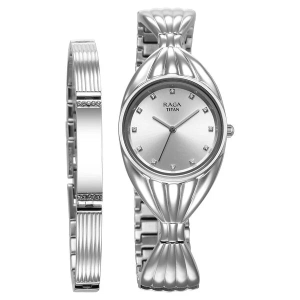 TITAN Analog Wrist Watch – Model 95254SM01