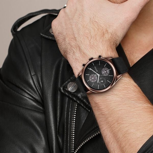 TITAN Analog Wrist Watch – Model 1805QP01