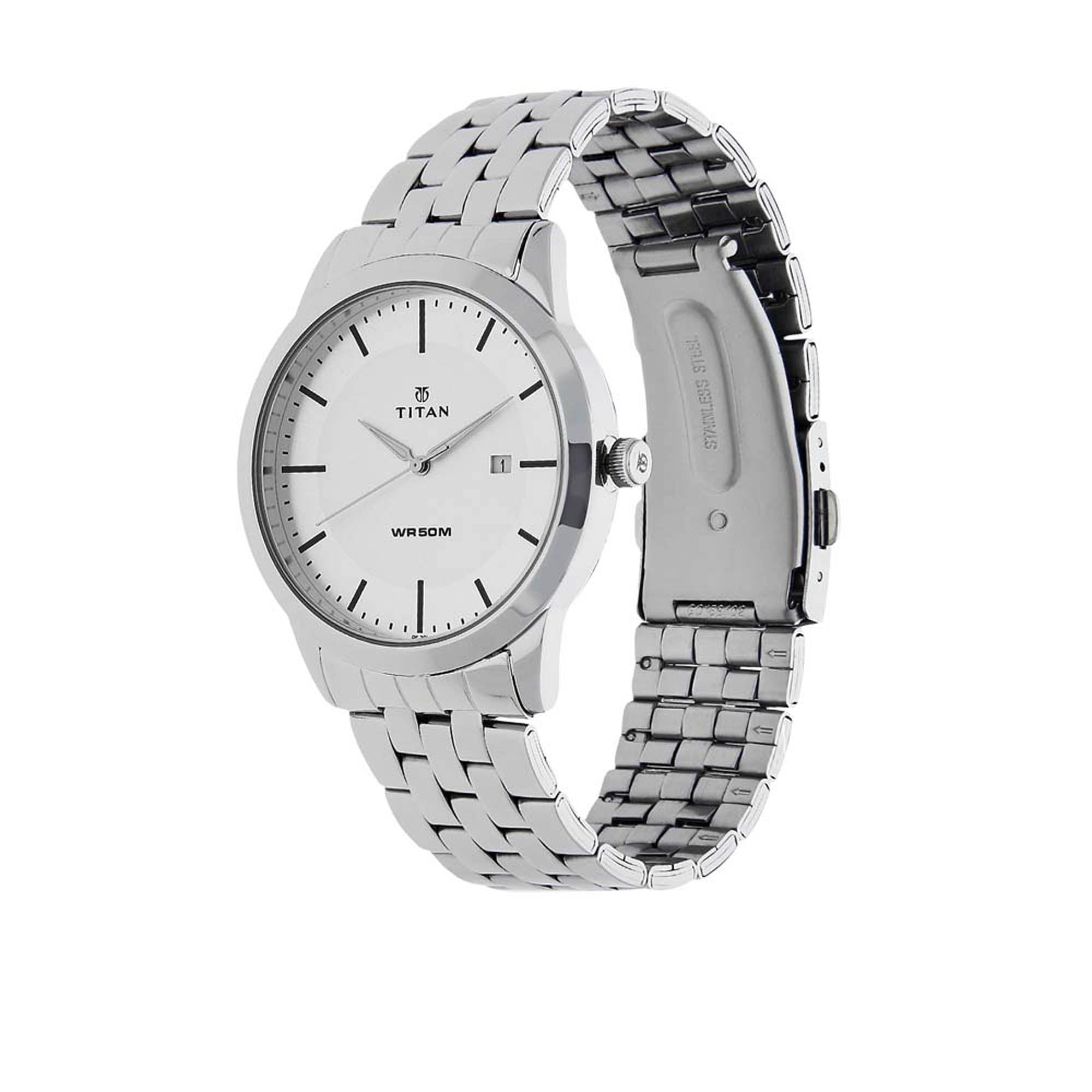 TITAN Analog Wrist Watch – Model 1584SM03