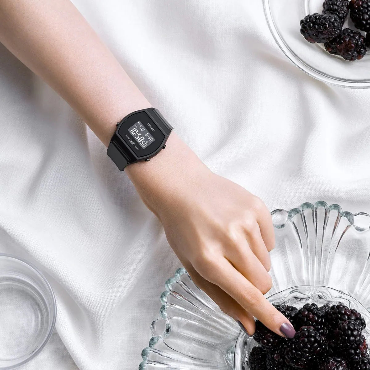 CASIO Wrist Watch – Model D215