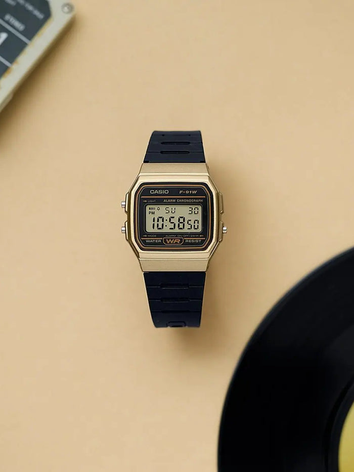 CASIO Wrist Watch – Model D142