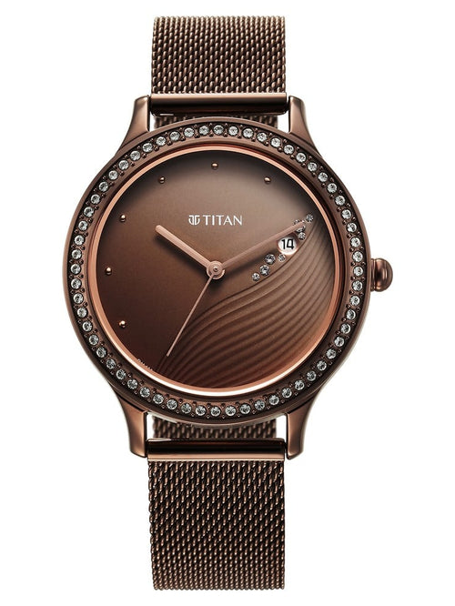TITAN Analog Wrist Watch – Model 2634QM01