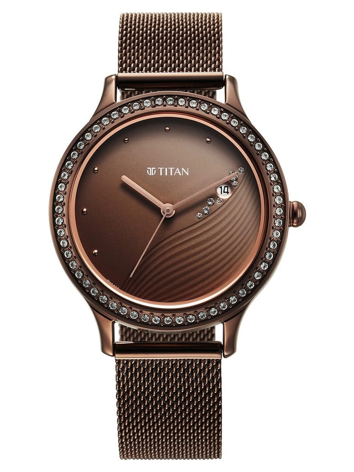 TITAN Analog Wrist Watch – Model 2634QM01